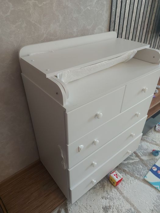 Пеленальный стол с комодом