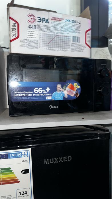 Микроволновка midea в хорошем состоянии