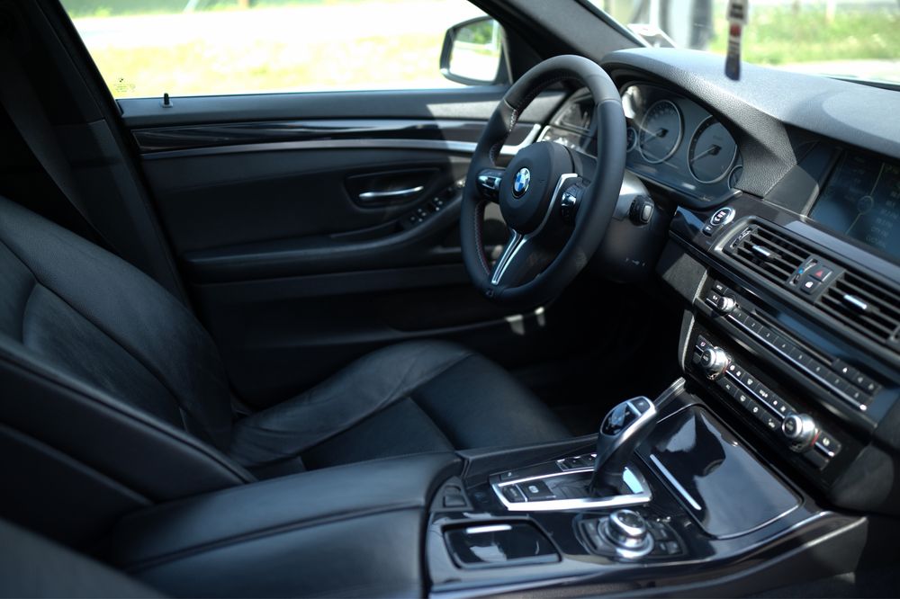 BMW 520d F11 Touring (Combi) – 2012 – Cutie Automată – Întreținută impecabil