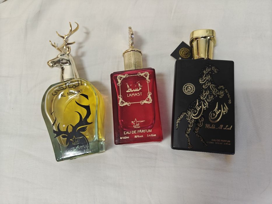 2 parfumuri arăbești bărbați și 1 parfum arăbesc femei