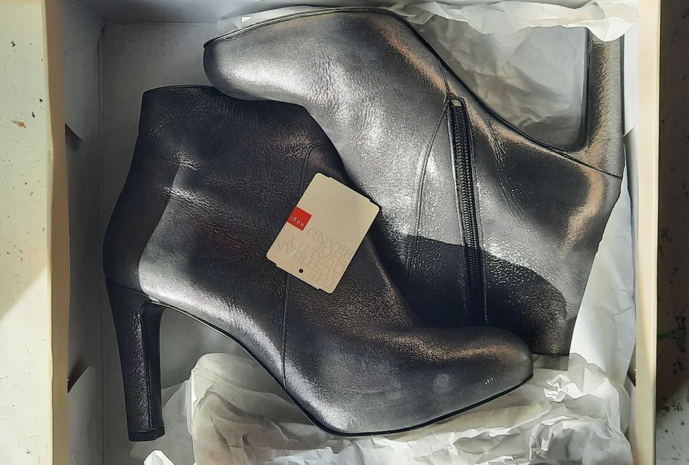 Кожени боти на ток Hogl