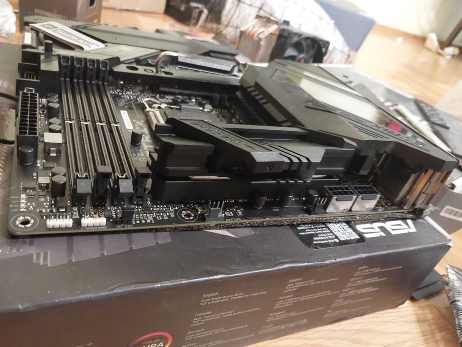 Asus Rog Strix Z790-H Gaming Wi-Fi DDR5