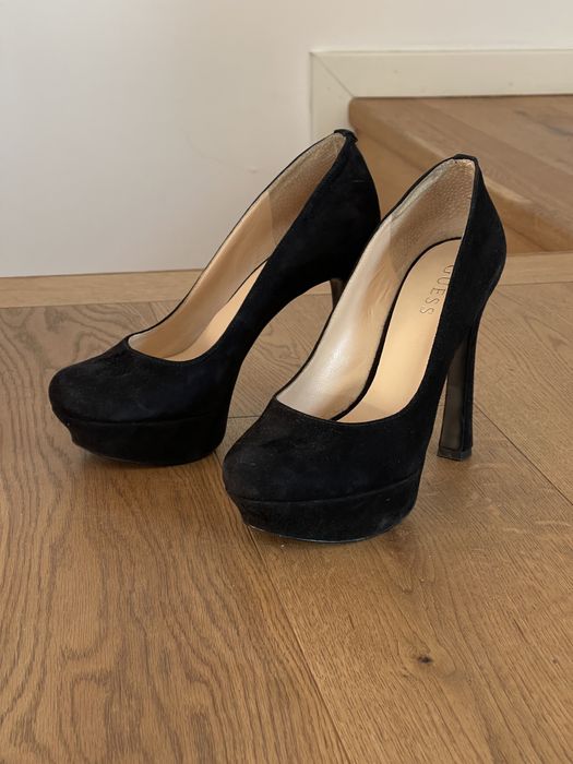 Pantofi cu toc Guess