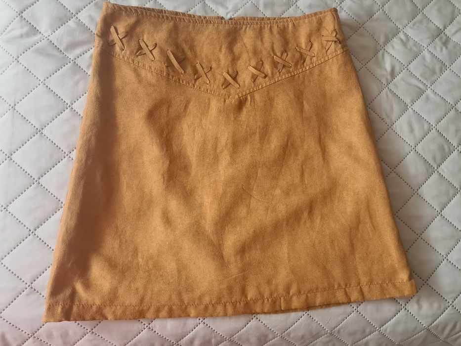 Дамска къса пола