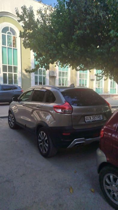 2021 lada x-ray 1.8  kraska toza 105000 yurgan yurb turgan mowna
