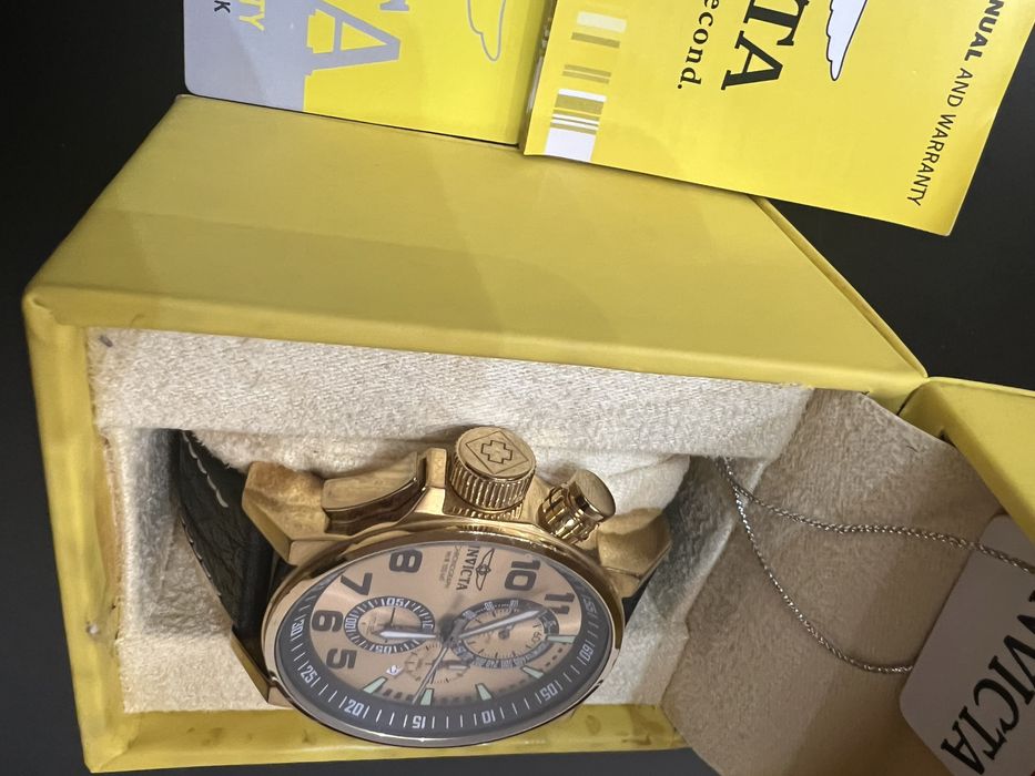 Часовник Invicta