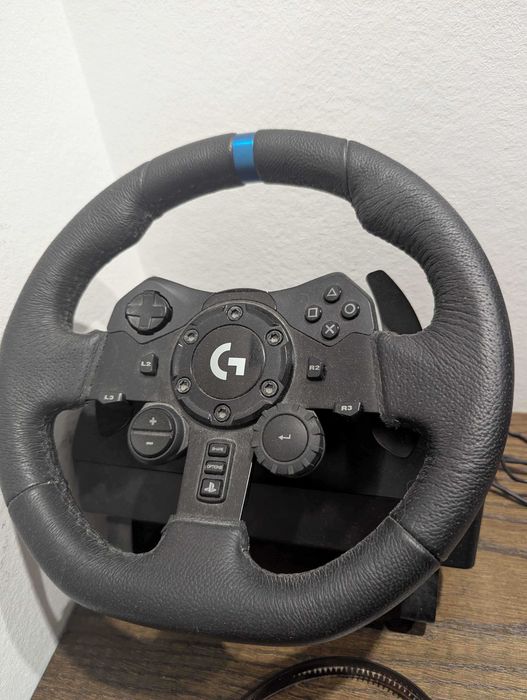 Logitech G923 True Force в идеальном состоянии