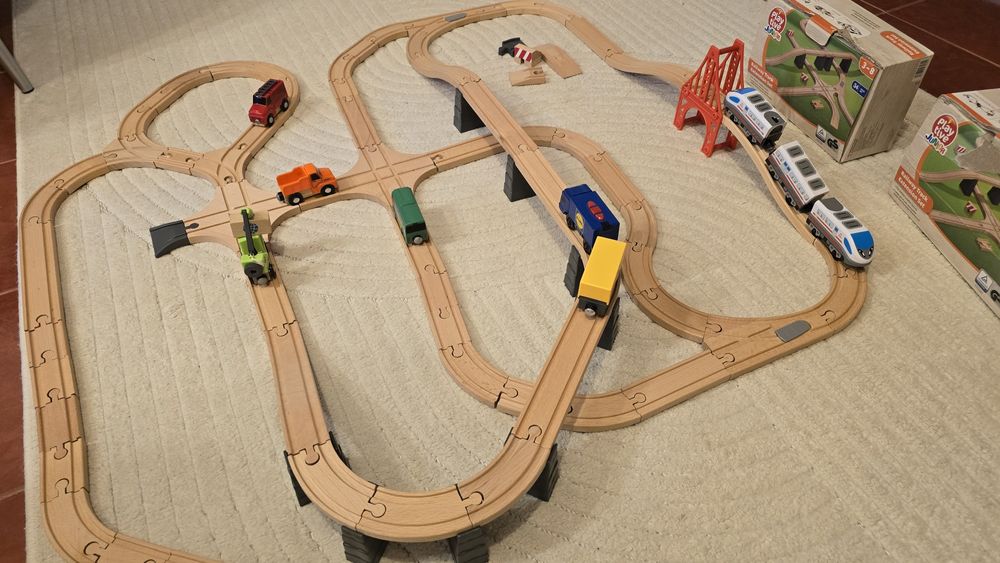 Set sine lemn pentru trenulet si masini