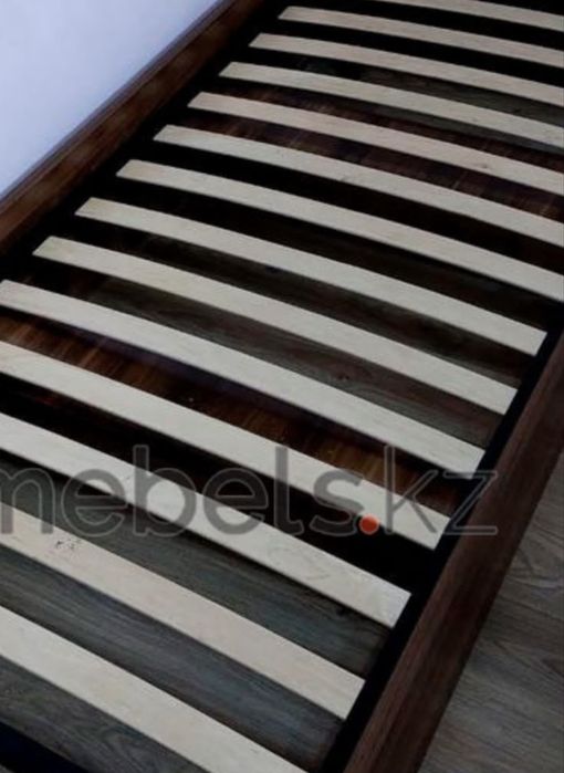 Продам кровать 90х200