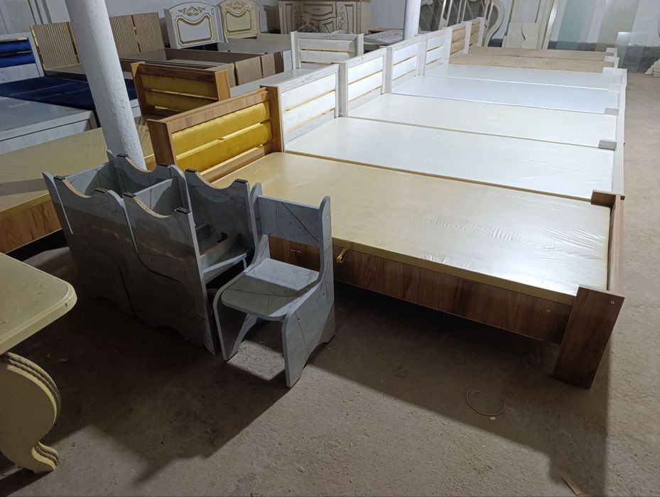 Kravat detskiy bezsandiq 180×80