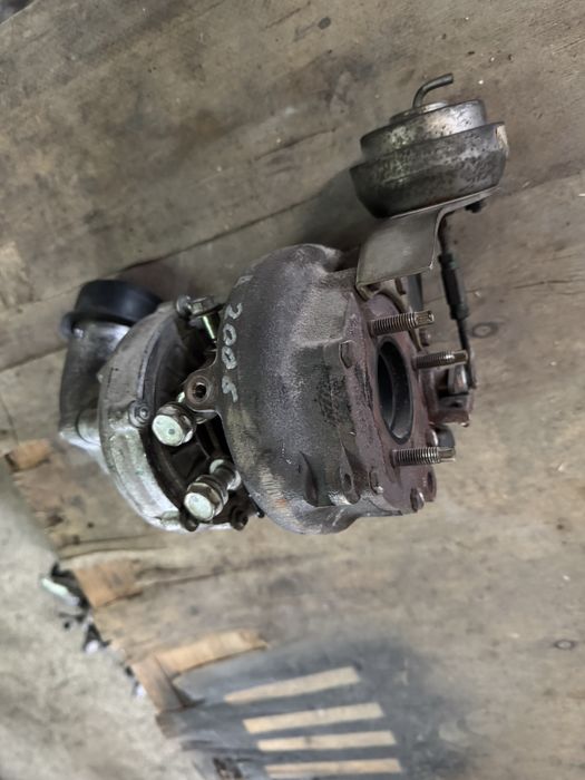 Турбина Toyota Corolla Verso 2.2