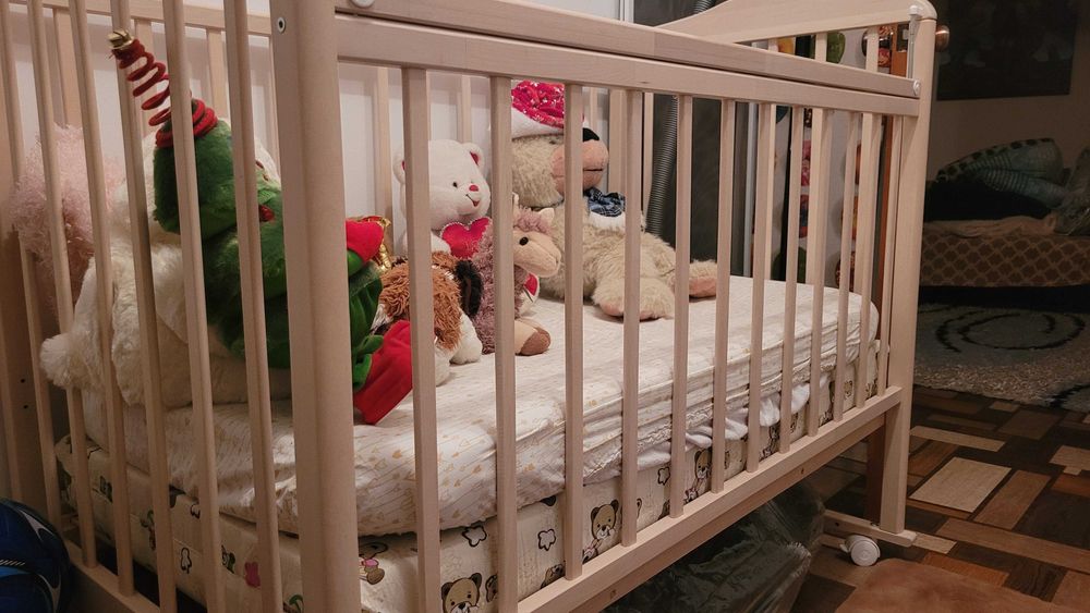 Кресло,детская кроватка