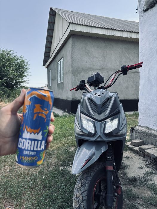 Продам самурай или обмен айфон 13 и выше осталные лч