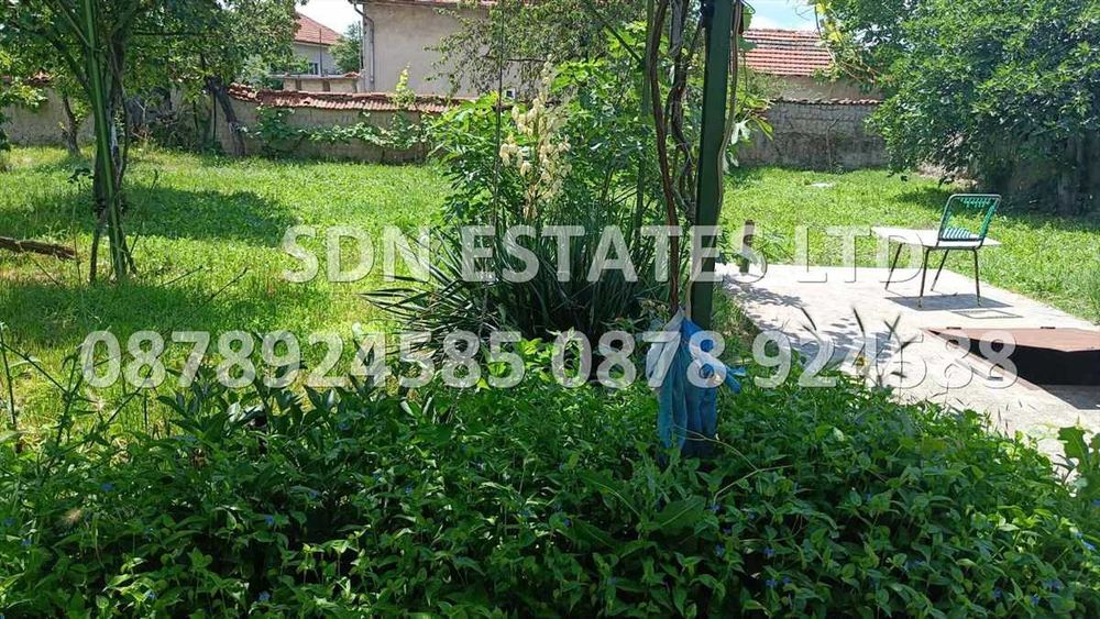 Продава се Къща в Казанлък - 200 кв.м за 434 €/кв.м - Снимка #2