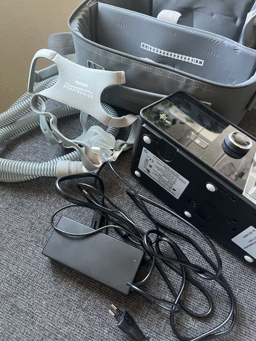 Апарат за сънна апнея в отлично състояние.