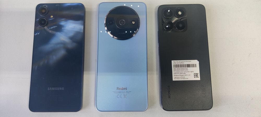 Продам телефоны по 25 тысяч.