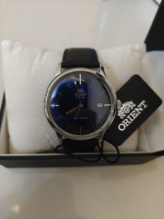 Продаю часы Orient