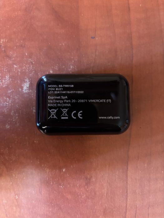 Чисто нови Bluetooth слушалки НЕИЗПОЛЗВАНИ