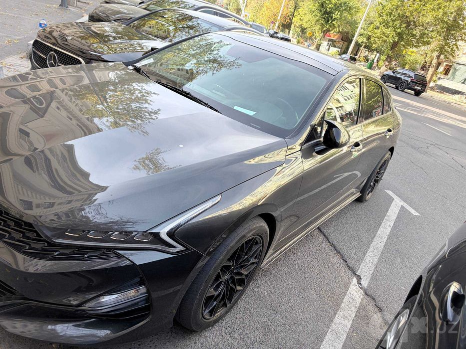 KIA K5 Pristige plus