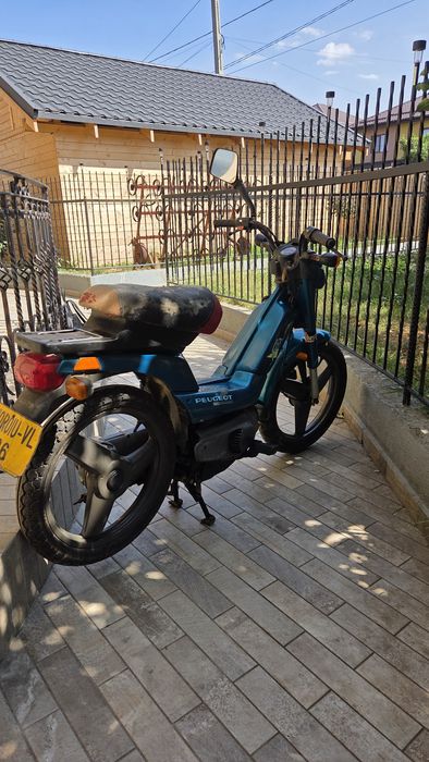 Vând Peugeot Fox