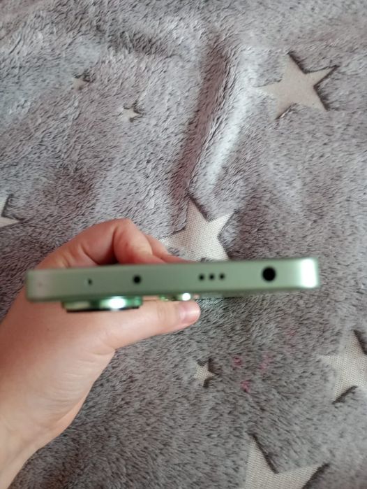 Продам телефон Redmi note 13