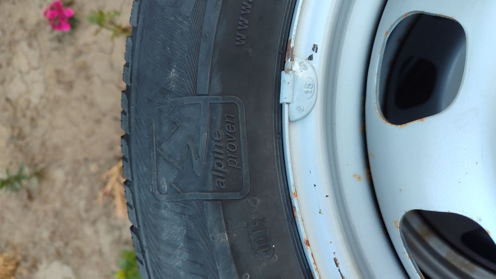 jante cu cauciucuri dacia duster