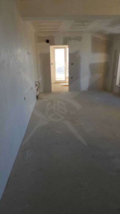 Продава се Двустаен апартамент в Варна, Победа - 98 кв.м за 1286 €/кв.м - Снимка #2