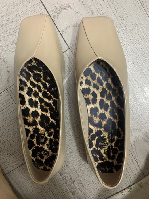 Балетки новые бежевые