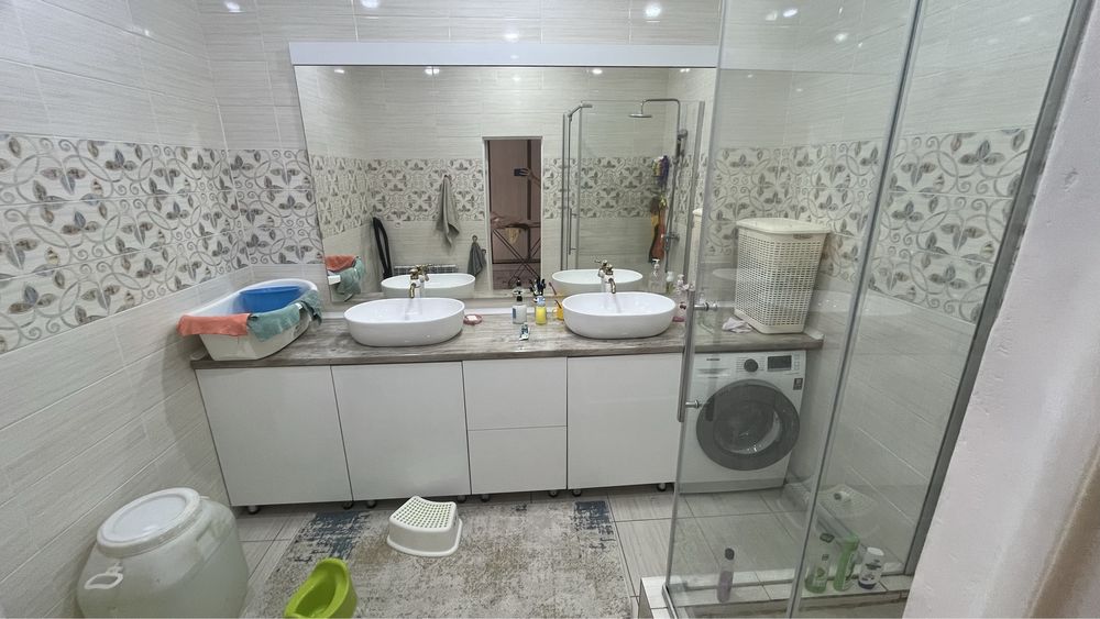 Продам большой дом