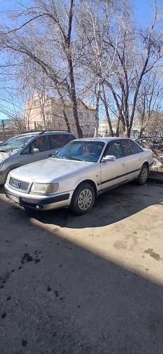 Продам ауди 100 с4