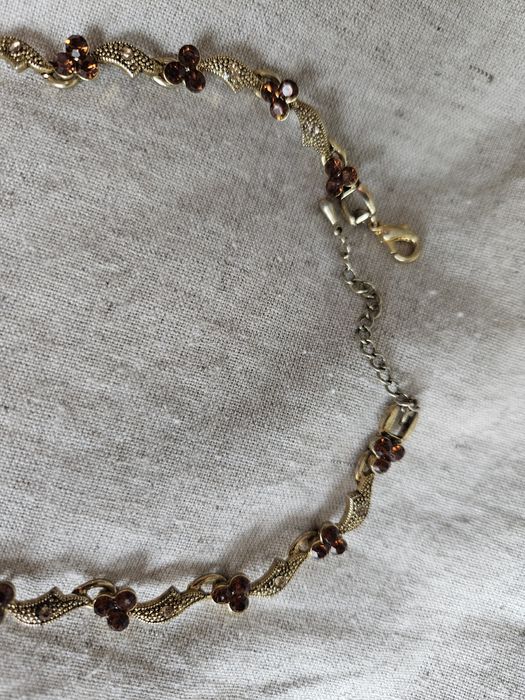 Колье с медовыми кристалами