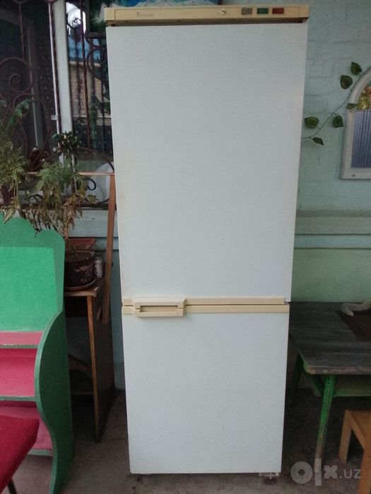 Продается холодильник Атлант
