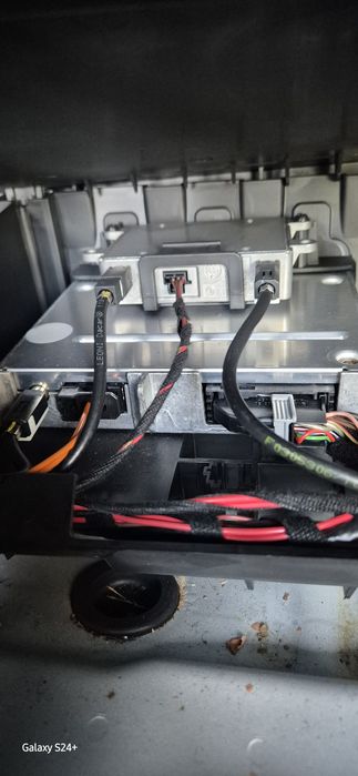 Мерцедес w211 е класа 3.2 на части