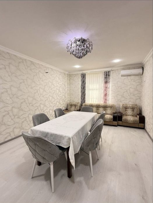 Продается коттедж. Битонка. Ягона ресторан. 1 ряд