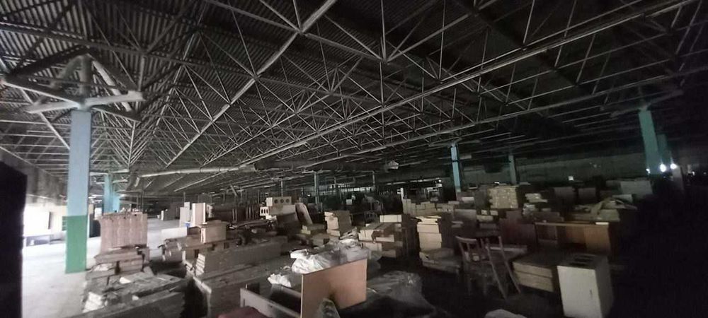 Продаётся 2 га производственная база.