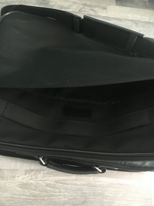 Чанта за лаптоп Тошиба