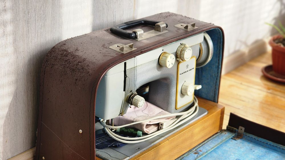 Швейная машина Чайка 142М