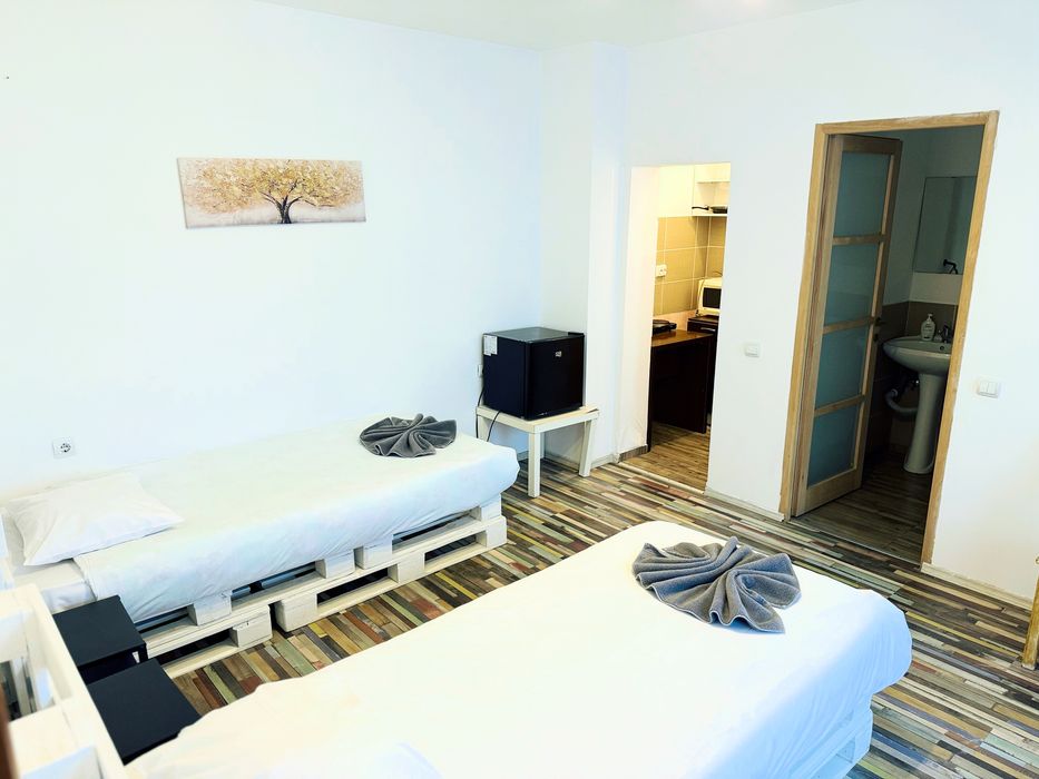 Cazare muncitori Brașov centru, parcare, 50 lei/pers