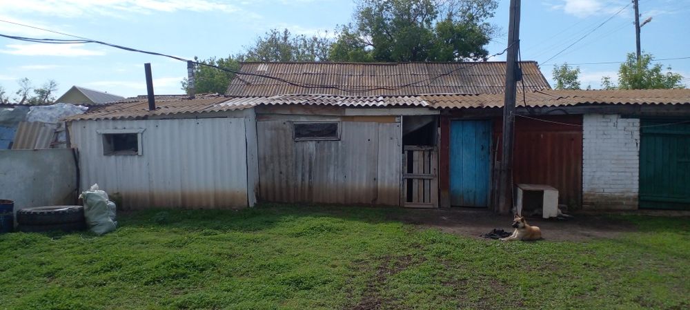 Тез арада Үй сатылады.