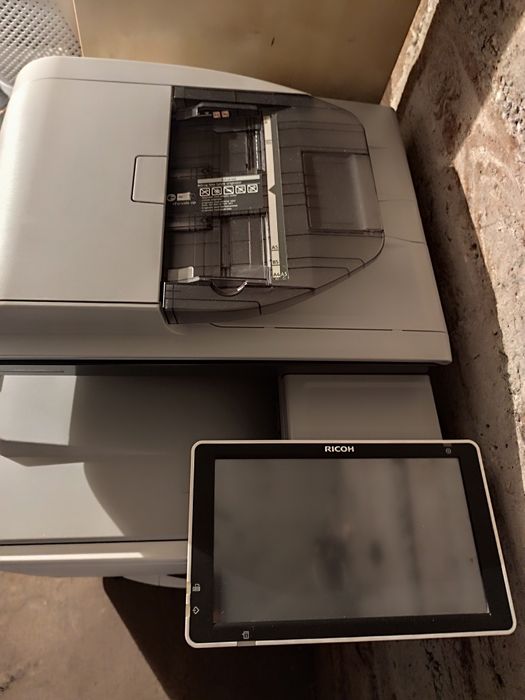 Imprimantă multifuncțională RICOH MP C306