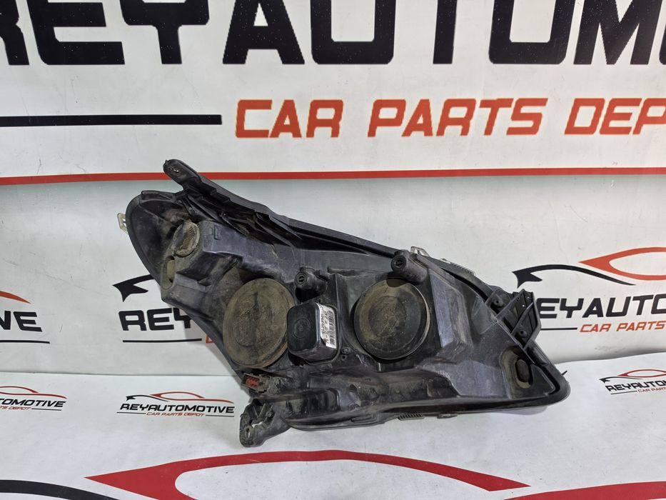 Far stanga Opel Astra H cod 24451032