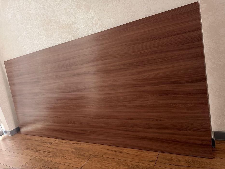 Стол для офиса и для дома