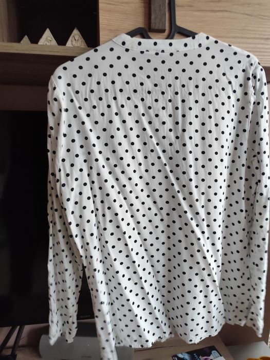 Дамски блузи L размер 6 броя