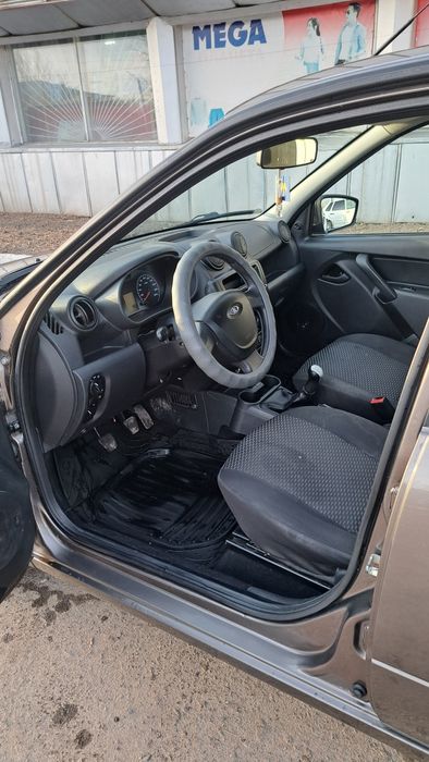 Лада Гранта продам 2017