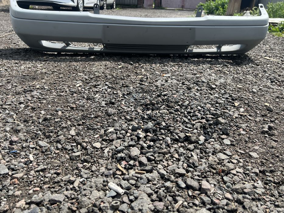 Продам передный бампер S200 w202