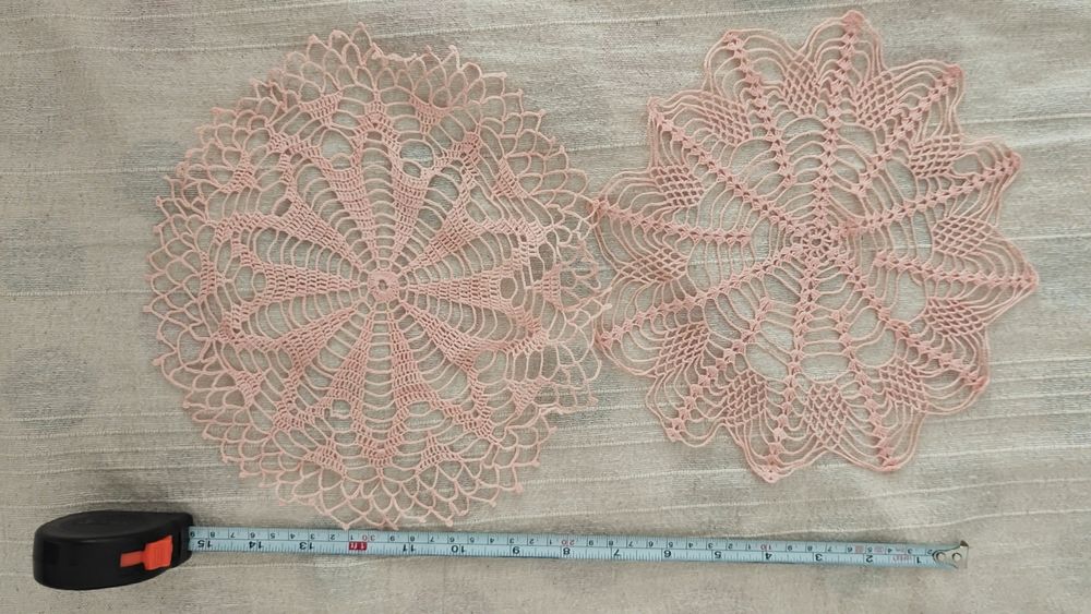 Cuvertura, fata de masa, mileuri crosetate manual