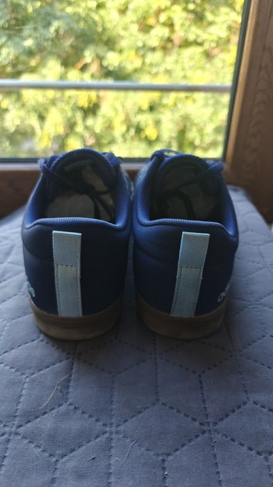 Обувки Адидас в отлично състояние