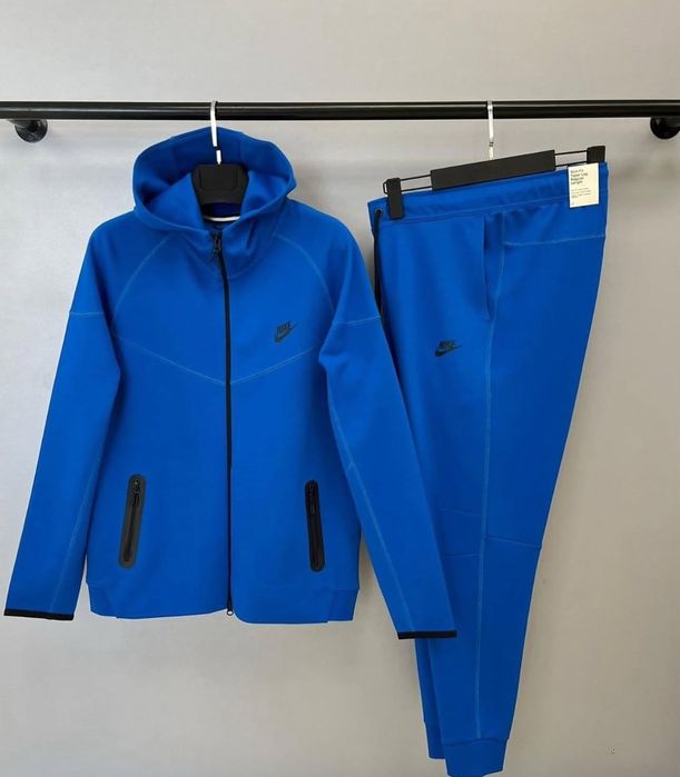 Trening Nike tech Fleece Premium