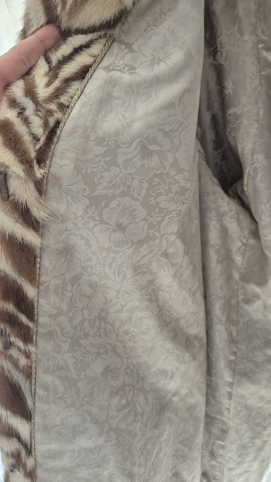 Haina vizon cu eticheta