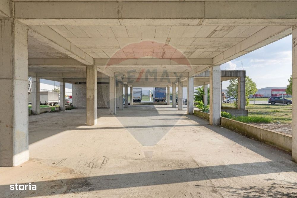 Teren cu construcție de beton, de vânzare, 3754 mp – zona Aradul Nou